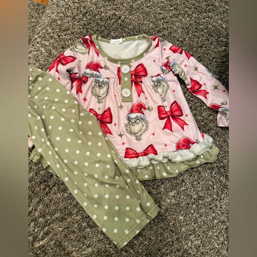 Kids Santa Pajama Set - Pink and Green